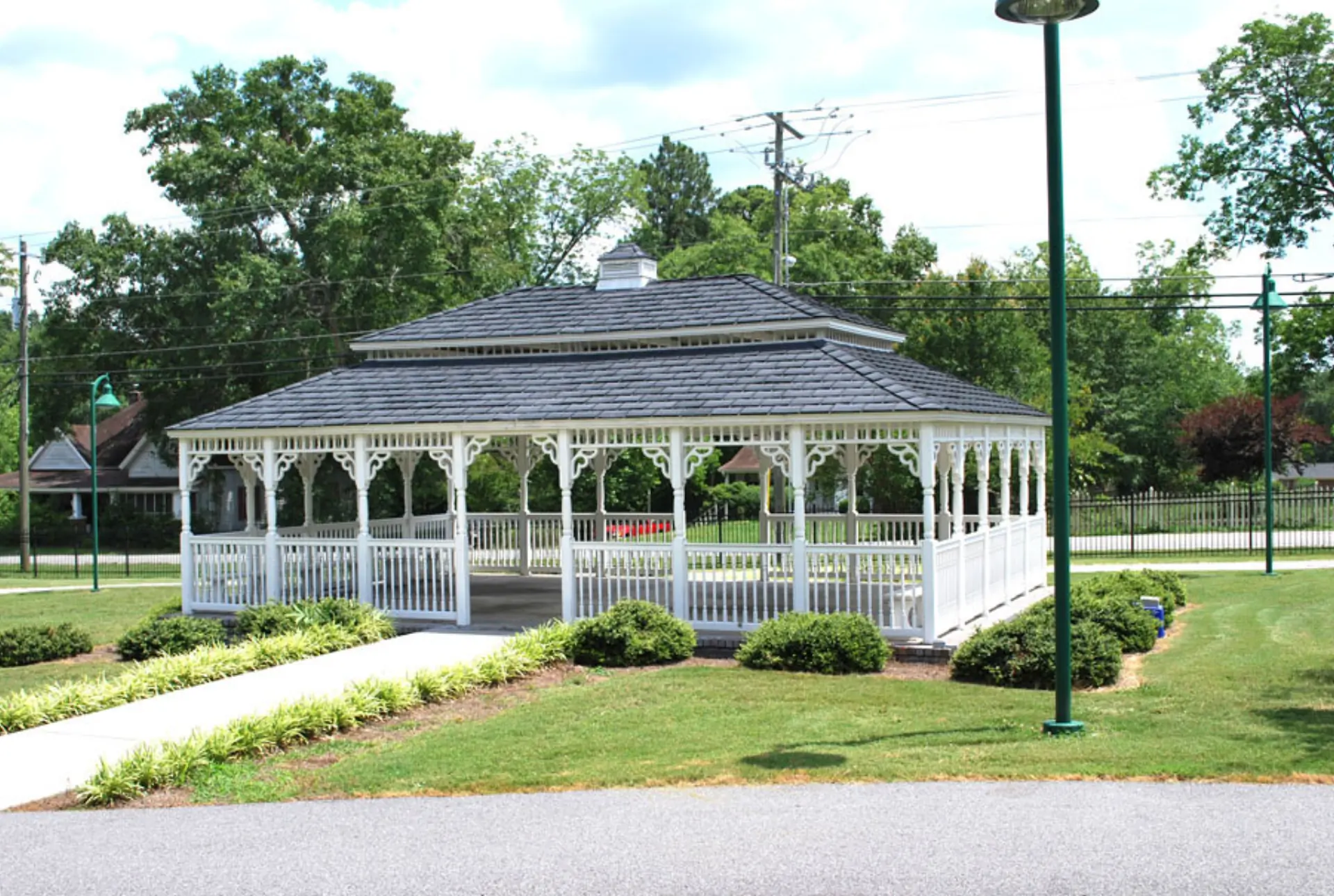 Photo of a pavilion in downtown Bethlehem, Georgia